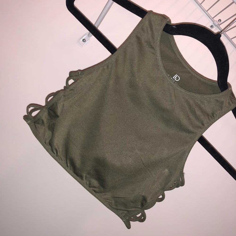 Workout crop